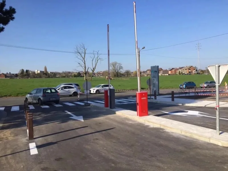 Barrières levantes automatiques